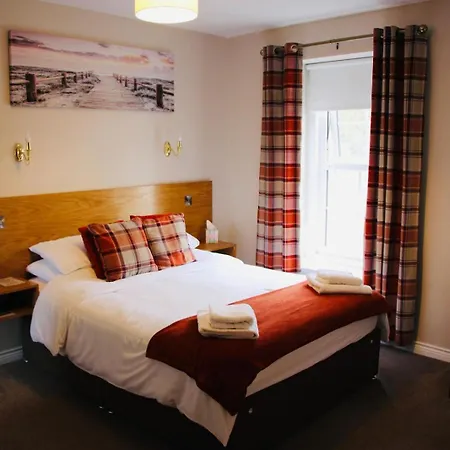 Central Bar Guesthouse-3